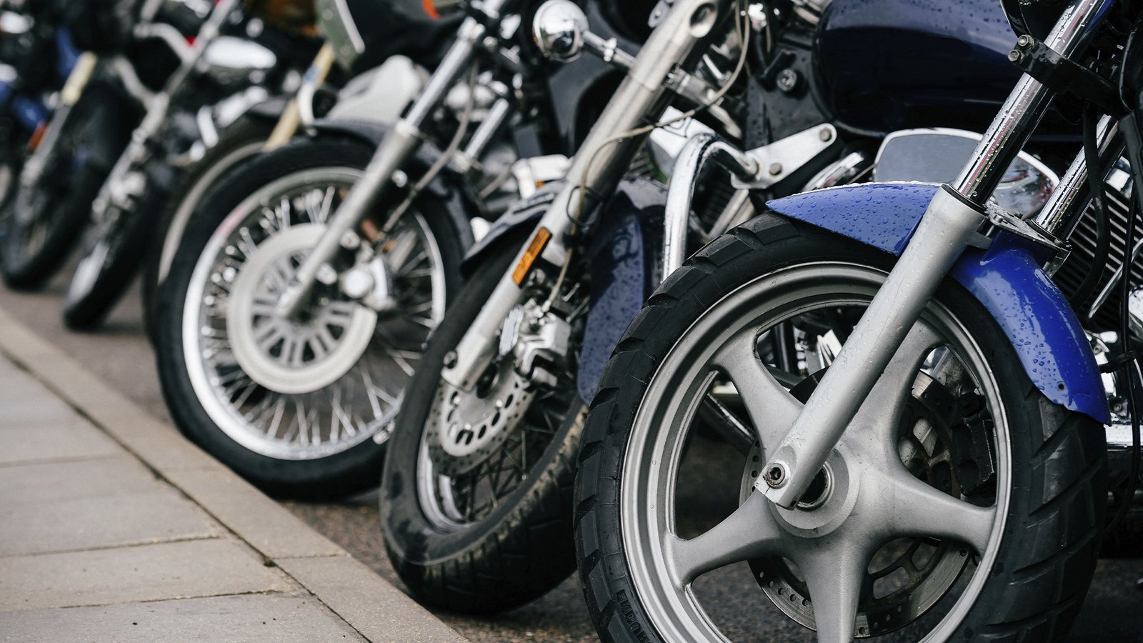 Fábrica de válvulas para motos sbc